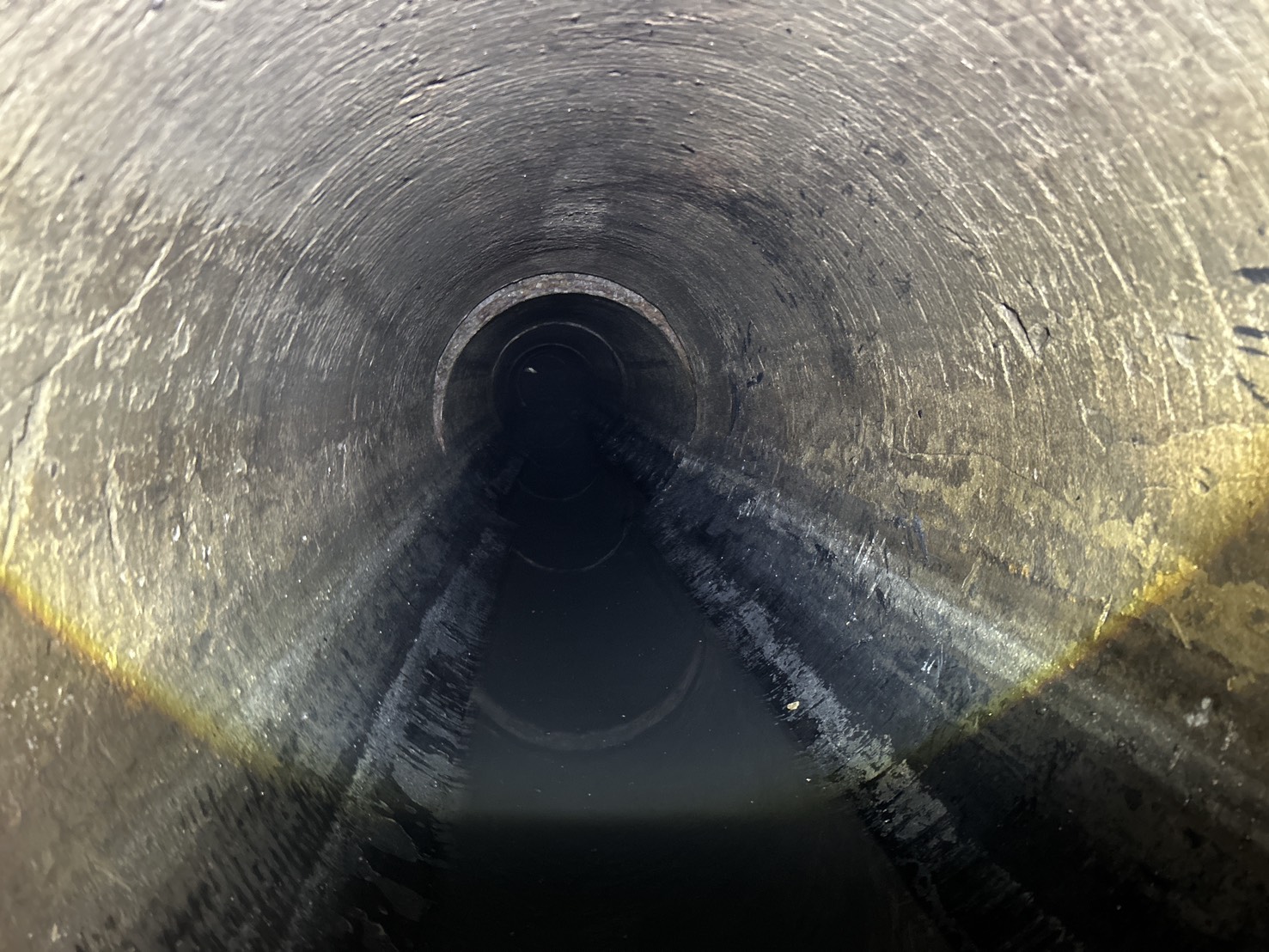  景德街分流排水涵管完成清疏,增加雨水分流量
